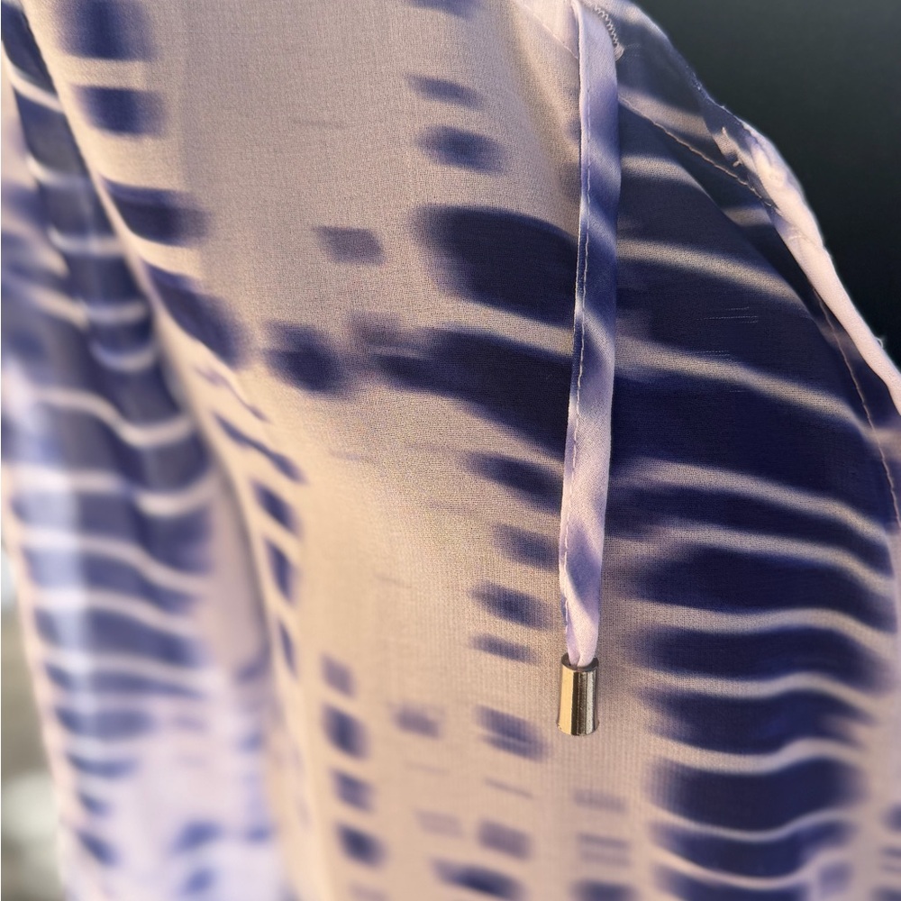 Cobalt blue and White Button-Up Tunic and leggings - Picture 2 of 4